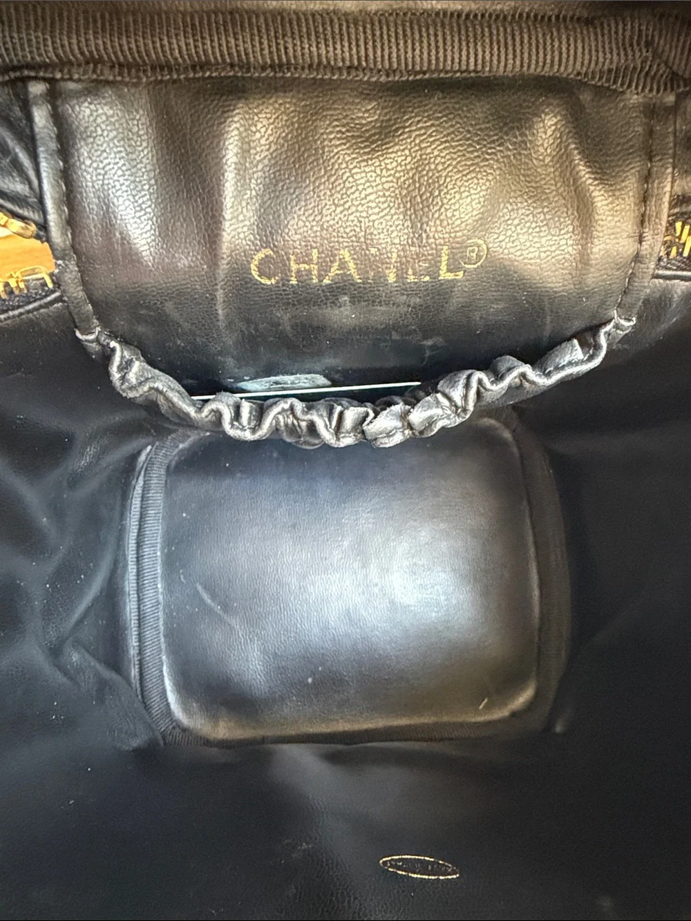 CHANEL Lambskin Vanity Case - Black